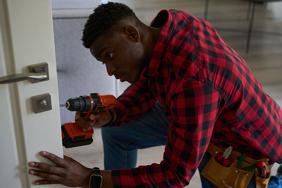 How to Choose a Locksmith for Your Home or Business